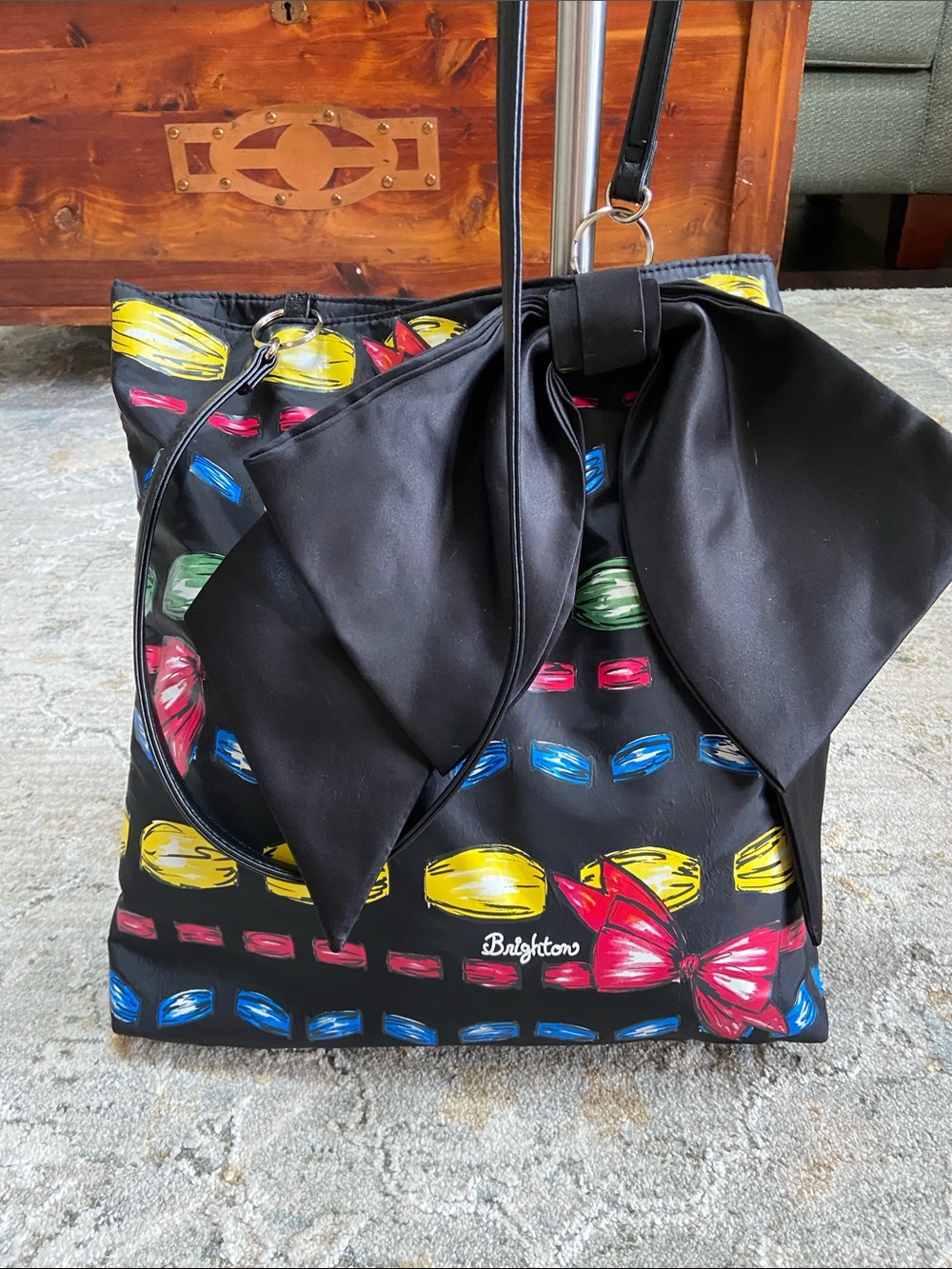 Brighton Take a Beau Tote